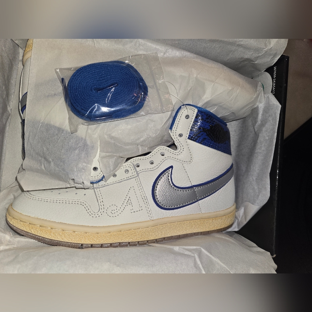 NIB Jordan x Awake NY Air Ship Sneakers - Picture 10 of 13